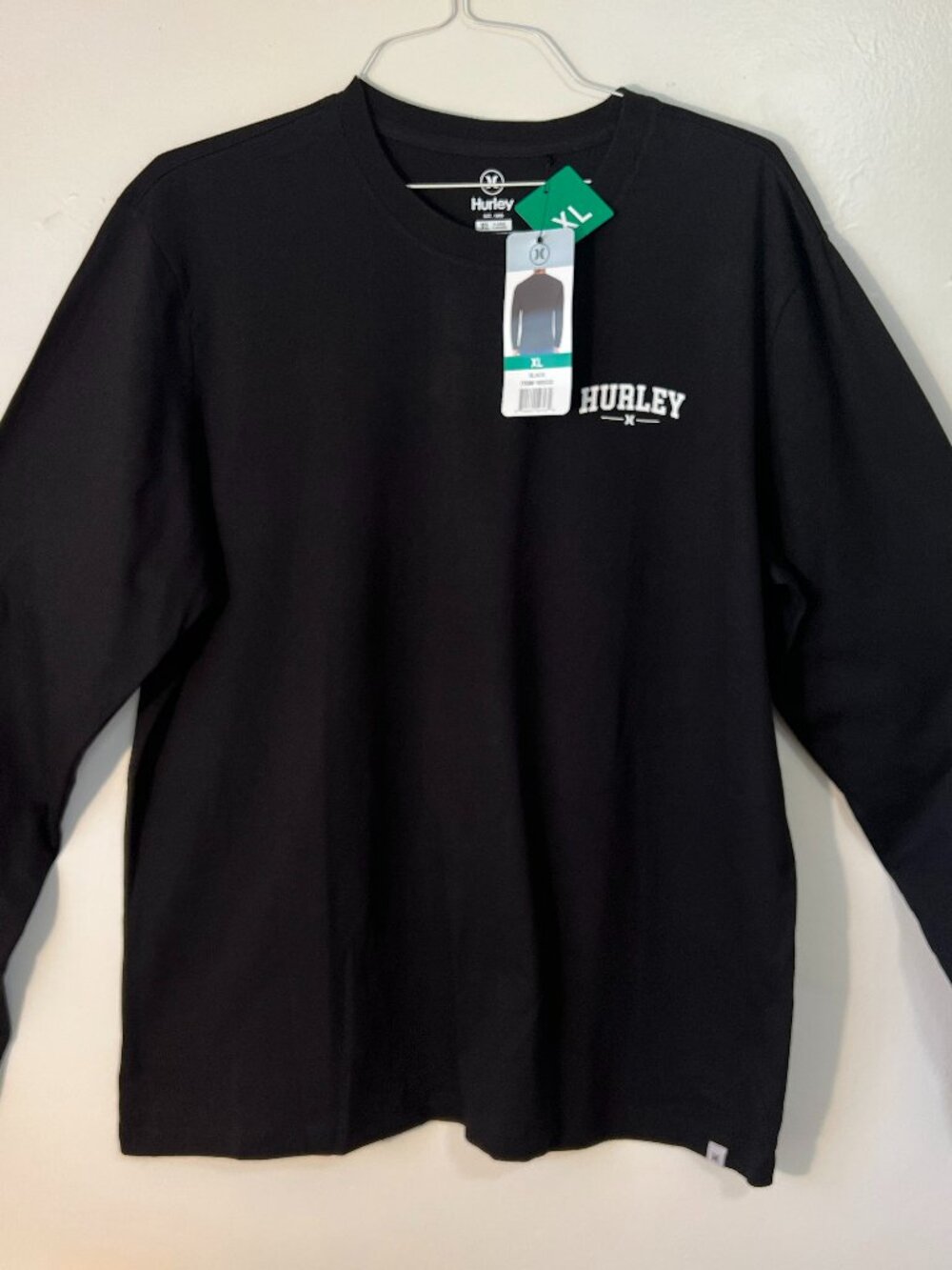 Hurley Size "X-Large" Men's Long Sleeve Cotton T-Shirt